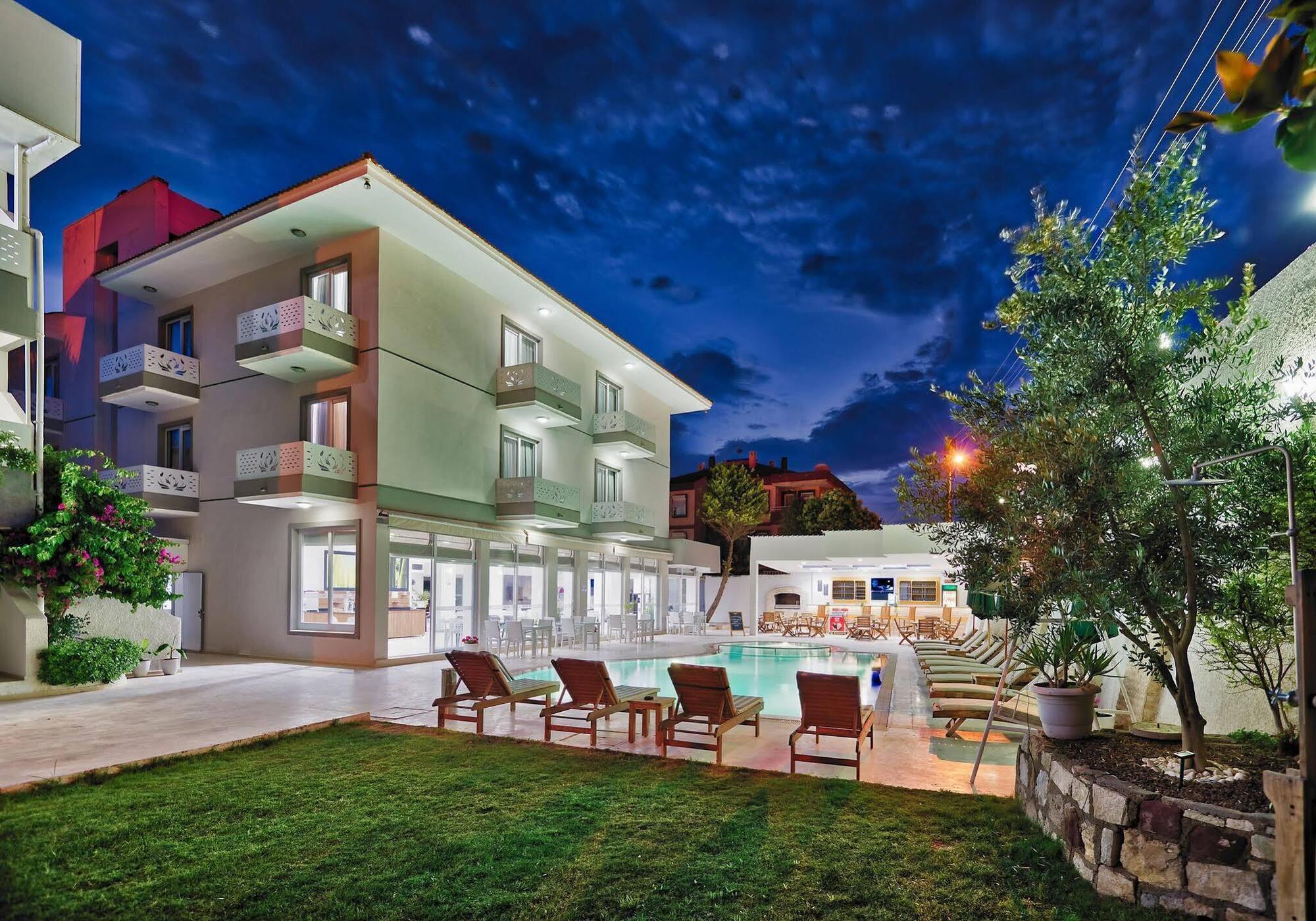 Ege Tulip 4* Çeşme